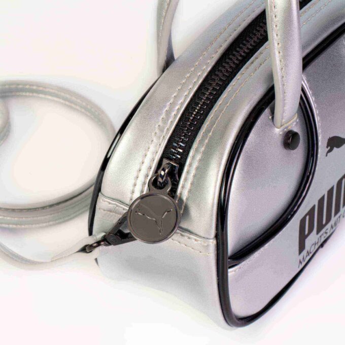 1976 Archive Metallic Micro 2.5L Grip Bag 1976 Archive Metallic Micro 2.5L Grip Bag