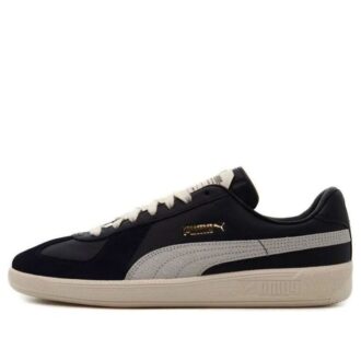 Army Trainer “Laundry Boys”