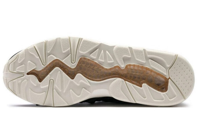 Blaze Of Glory Low-Top Running Shoes Black/White