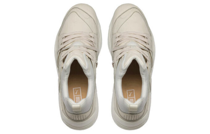 Blaze of Glory Sneakers Creamy