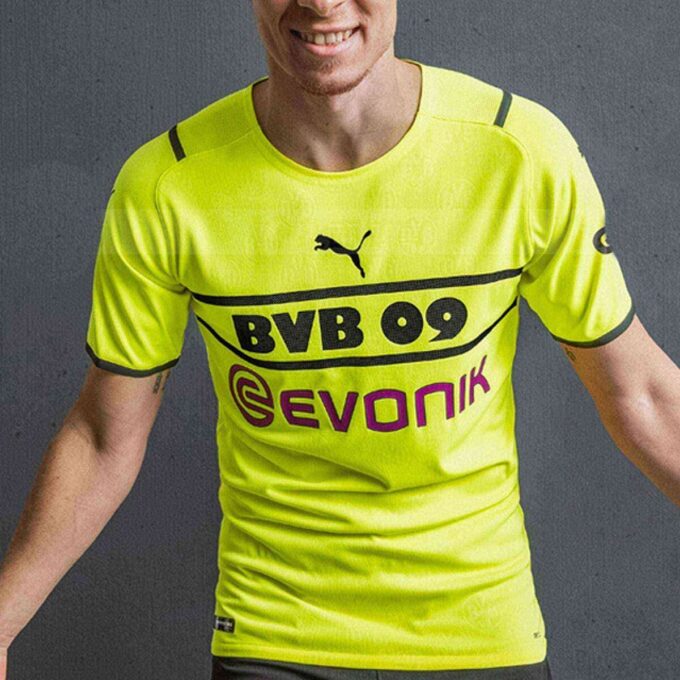 Borussia Dortmund Soccer Jersey “Yellow”