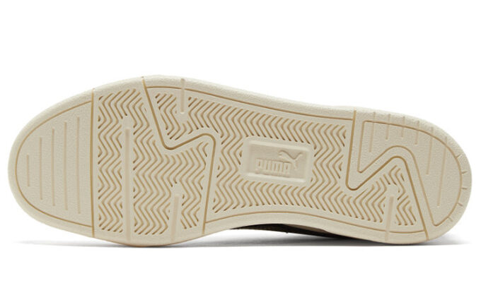 Caracal “Whisper White Black”