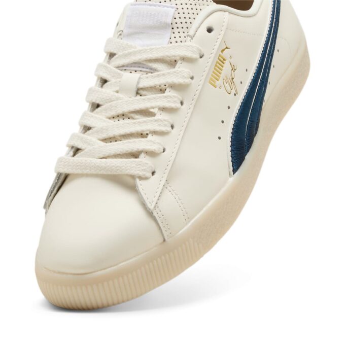 Clyde “Warm White Parisian Night”