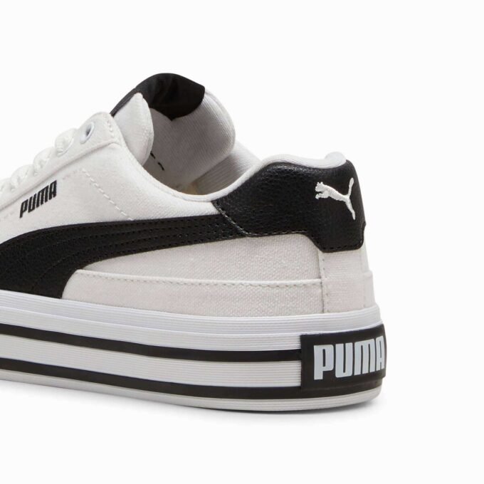 Court Classic Vulcanized Formstrip Big Kids’ Sneakers