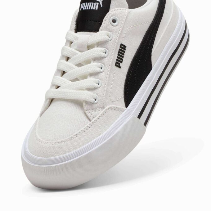 Court Classic Vulcanized Formstrip Big Kids’ Sneakers