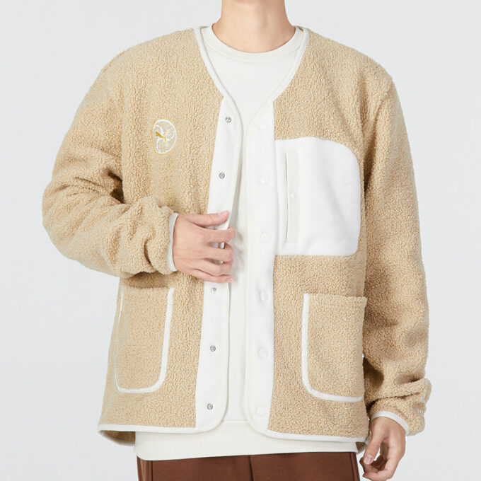 Das CC Stand Collar Jacket “Beige”