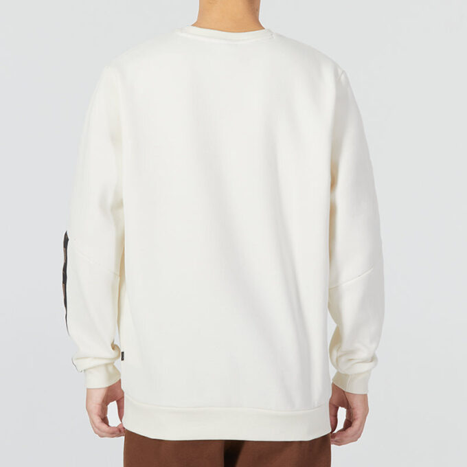 Ess Metallic Logo Sweater “White”