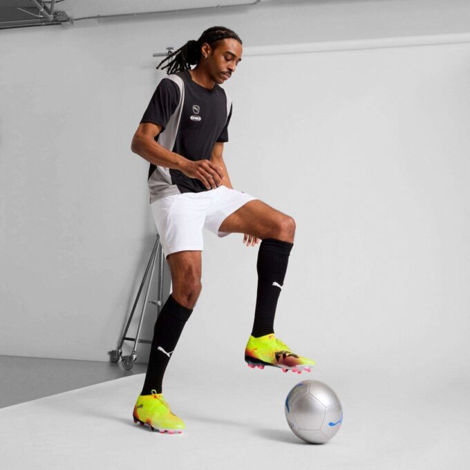 FUTURE 8 ULTIMATE Men Firm Ground Soccer Cleats FUTURE 8 ULTIMATE Men Firm Ground Soccer Cleats