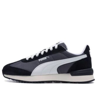 Future Rider Play On “Black White”