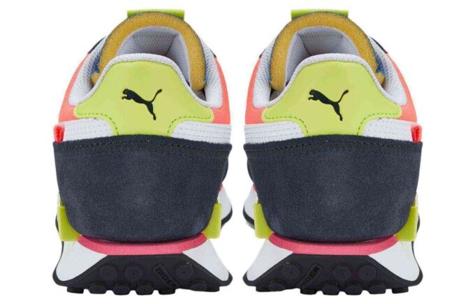 Future Rider Play On “Lake Blue Pink”