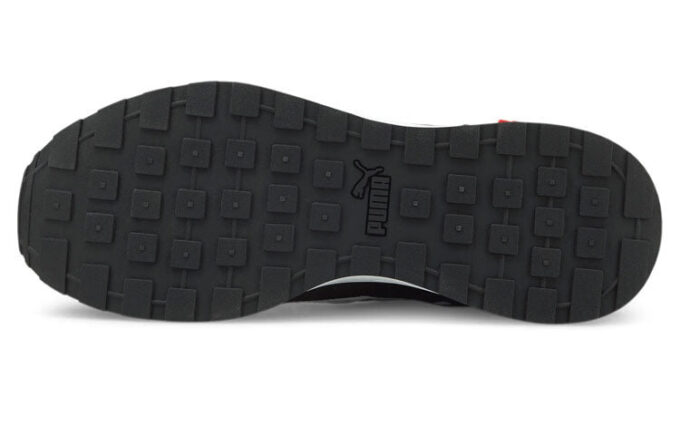 Graviton Pro “Intense Blue High Risk Red”