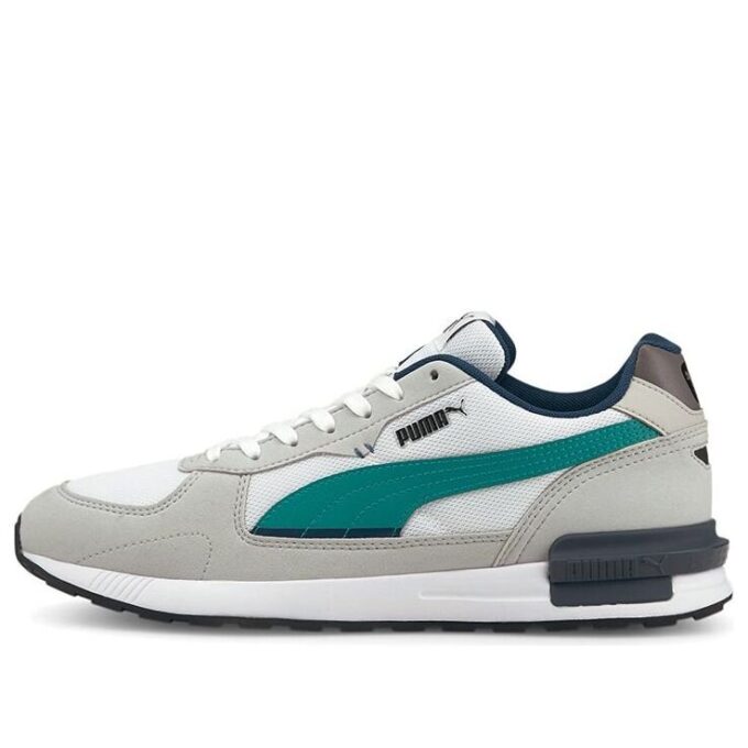 Graviton “White Parasailing”