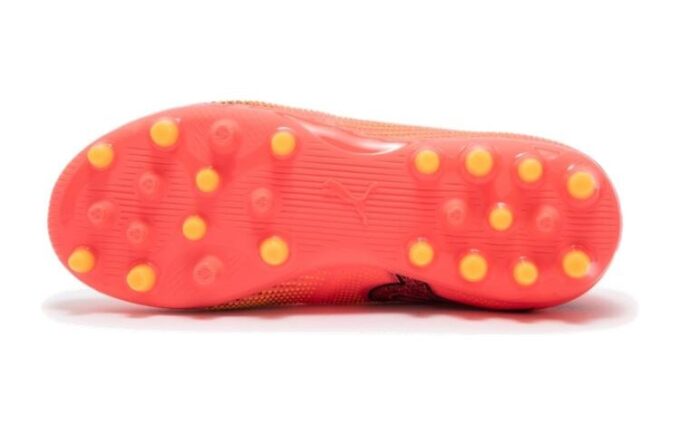 (GS) Future 7 Match MG Soccer Sneakers “Pink”