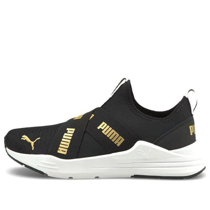 (GS) Wired Run Slip-On “Black Team Gold”
