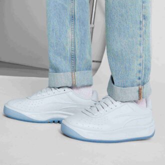 GV Special Boss Sneakers