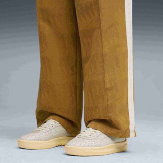 GV Special The NeverWorn VI Sneakers