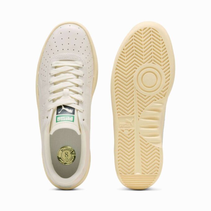 GV Special The NeverWorn VI Sneakers GV Special The NeverWorn VI Sneakers