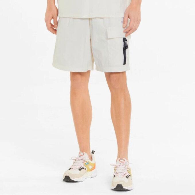 Hill Camp Cargo Shorts “White”