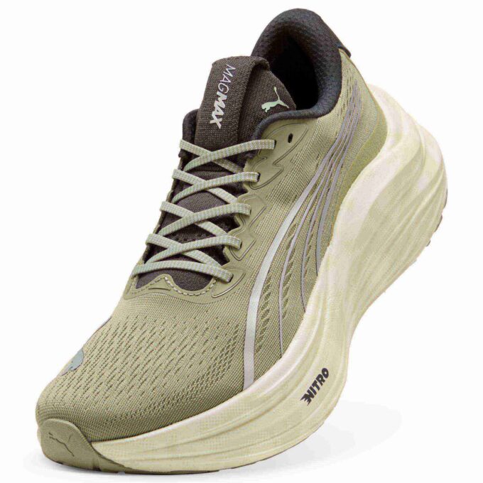 MagMax NITRO™ Terrains Men Road Running Shoes