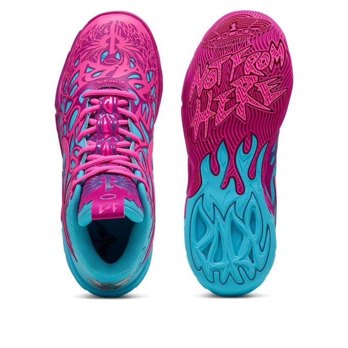 MB.04 “Hugo The Hornet”