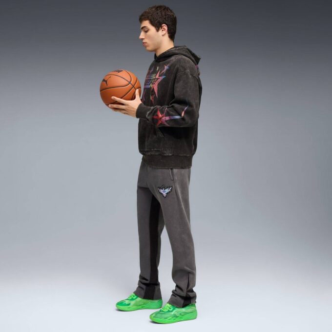 MB.04 Men Basketball Shoes