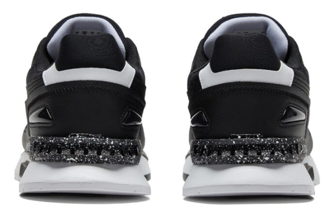 Mirage Mox “Bubble – Black White”