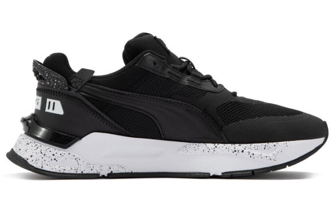 Mirage Sport Tech Chance “Black White”