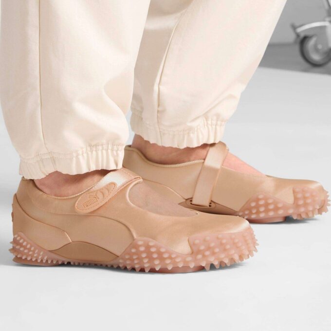 Mostro Fey Satin Women Sneakers Mostro Fey Satin Women Sneakers