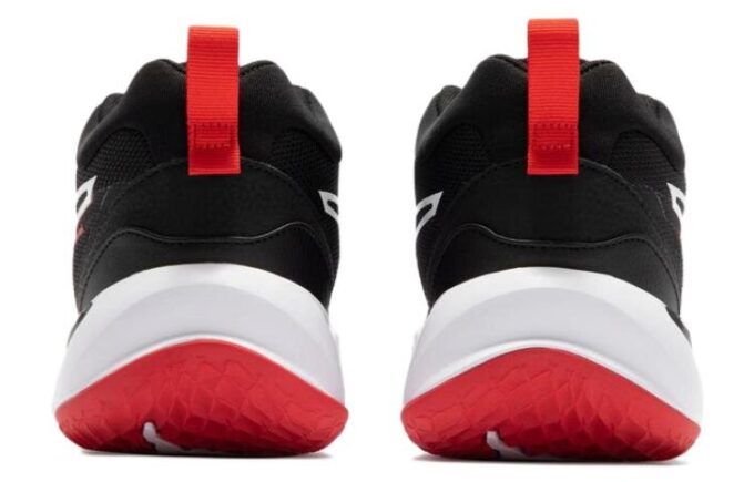 Playmaker “Black White Red”