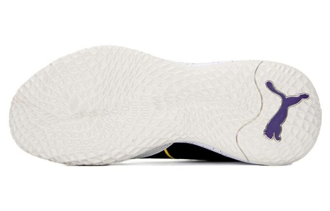 Playmaker “Spray Lakers”