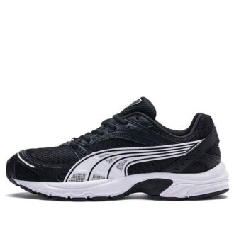 PUMA Axis “Black”