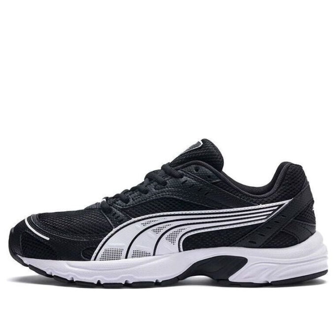 PUMA Axis “Black”