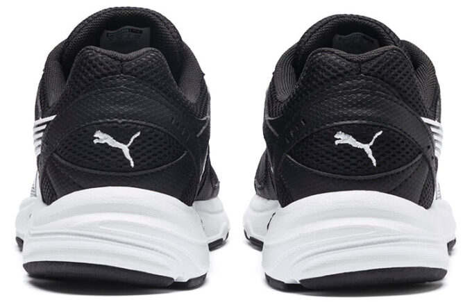 PUMA Axis “Black”