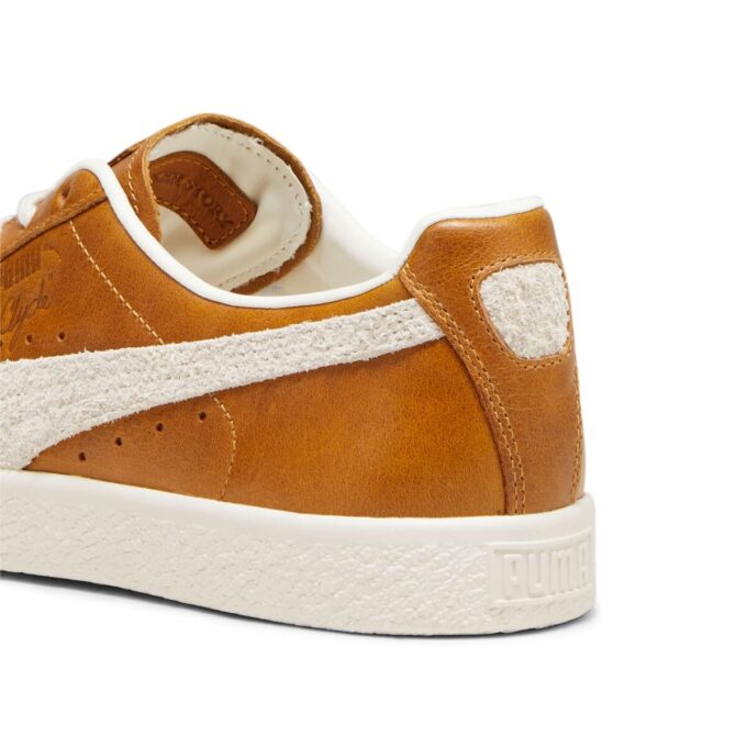 PUMA Clyde “Paris”