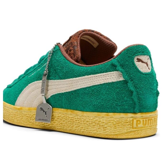 PUMA x VANDYTHEPINK Suede “Grassy Green”