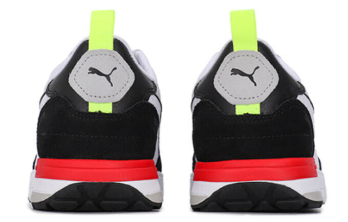 R22 “Grey Violet High Risk Red”