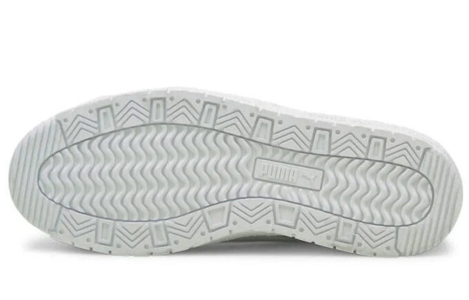 Ralph Sampson 70 Mid Suit Trainers Board Shoes White