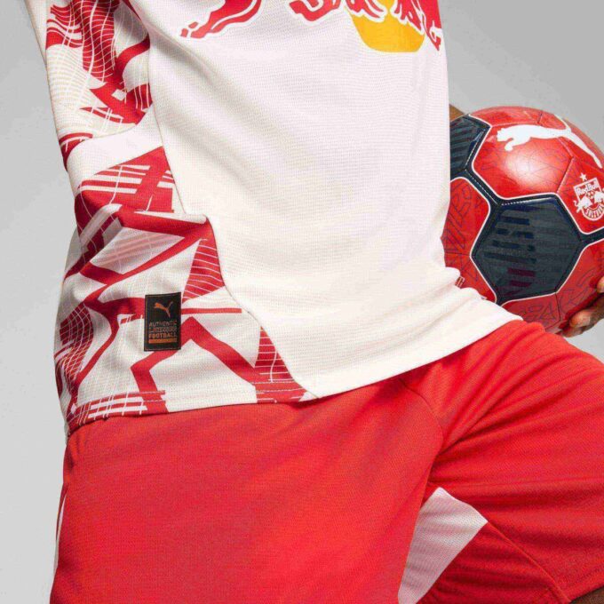 RB Salzburg 24/25 Men Replica Home Soccer Jersey