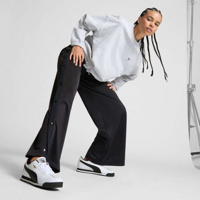 Roma 24 Standard Women Sneakers Roma 24 Standard Women Sneakers