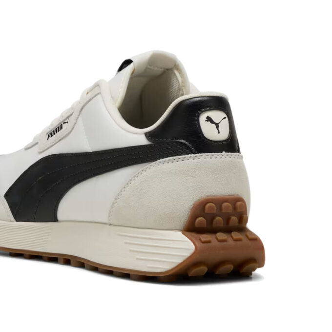 Runtamed Lugged Classic “Beige Black”