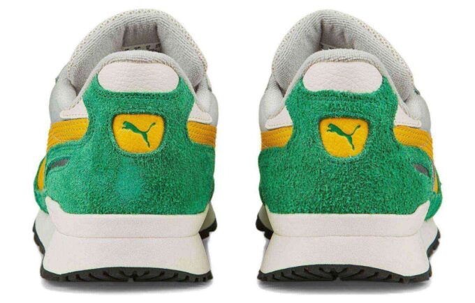 RX 737 New Vintage “Nimbus Cloud Amazon Green”