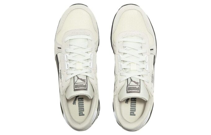 RX 737 Vintage “Whisper White Black”