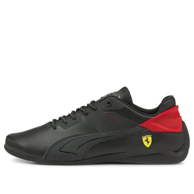 Scuderia Ferrari Drift Cat Delta “Black Red”
