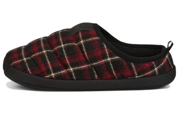 Scuff Flannel Slip-On “Black Red”