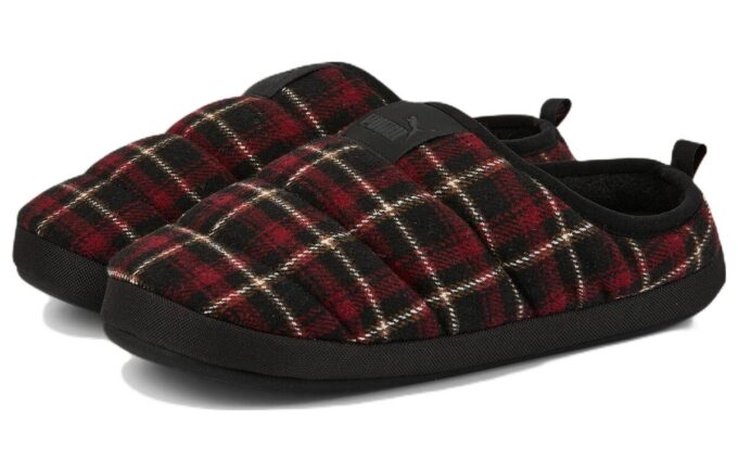Scuff Flannel Slip-On “Black Red”