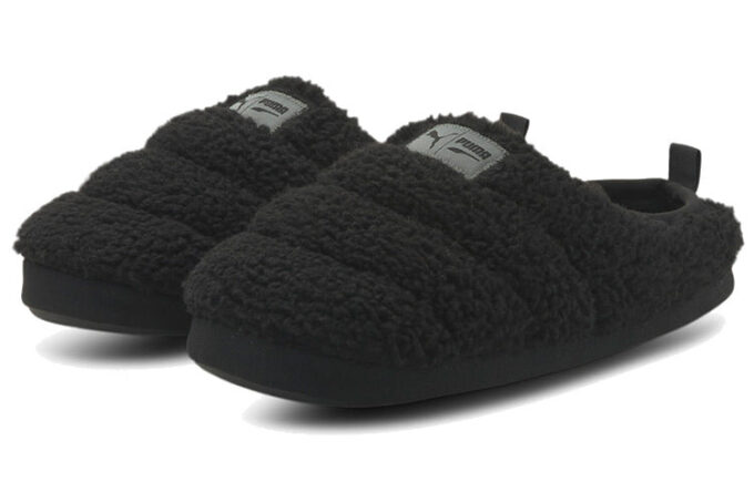 Scuff Sherpa Slippers “Black”