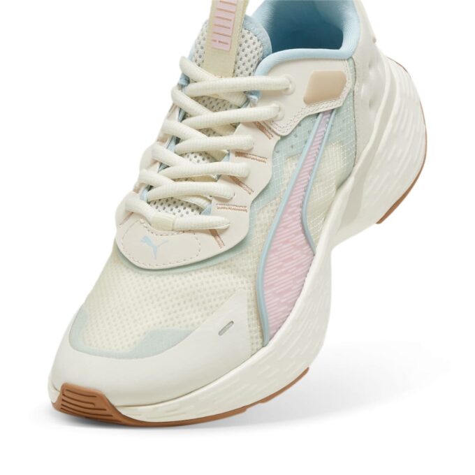 Softride Sway “Alpine Snow Whisp Of Pink”