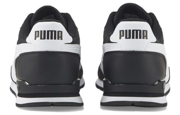 ST Runner v3 NL “Black White”