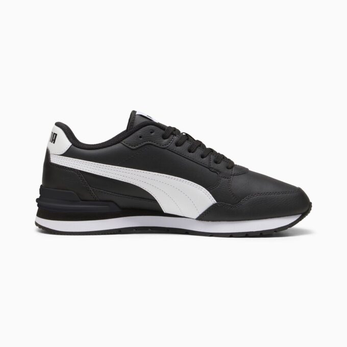 ST Runner v4 Leather Men Sneakers