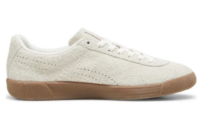 Star Shoes “Frosted Ivory Gum”
